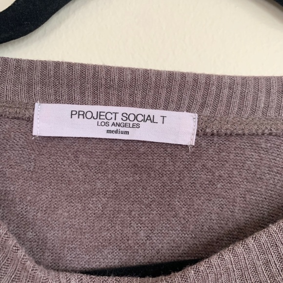 Worn Once- Super Soft Sweater - Picture 3 of 4